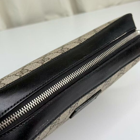 Gucci GG Logo Supreme Large Clutch Classic Beige & Black Handbag - Picture 7 of 9
